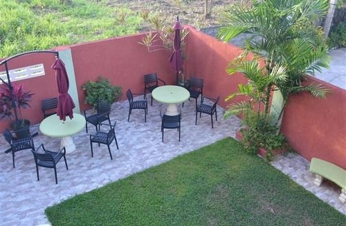 Montecristo Inn Piarco Exterior photo